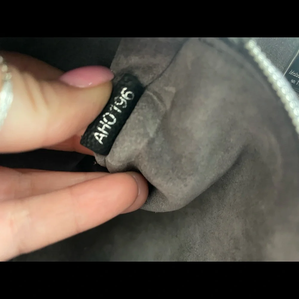 Louis Vuitton black leather top handle bag - Picture 7 of 13